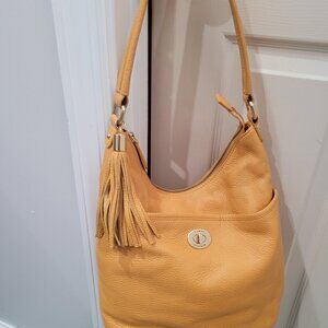 Tommy Hilfiger gold/yellow leather shoulder bag